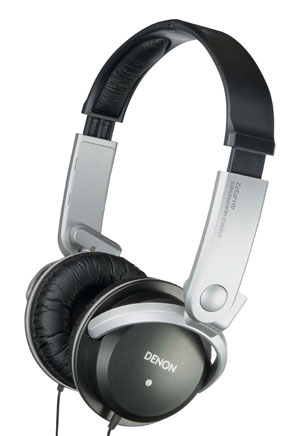 Denon AH-P372 Portable On Ear Stereo Headphoness