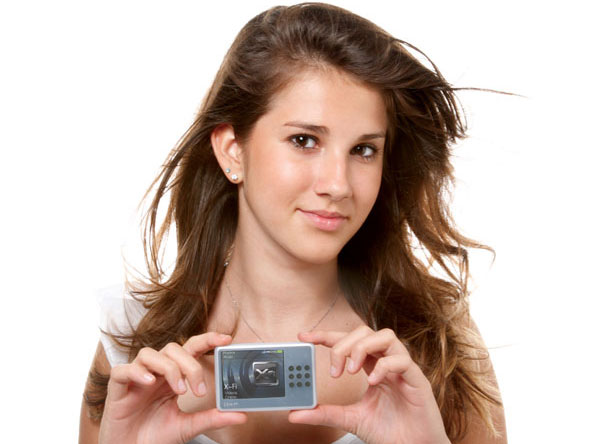GirlCloseUp3_590.jpg