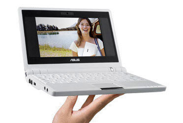 Asus Asus Eee Pc701 4gb Ultra Portable Laptop (linux) Colour White