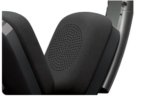BlueAnt Embrace Stereo Headphones Specially Designed for use iPod, iPhone, iPad BlueAnt Embrace Stereo Headphones Specially Designed for use iPod, iPhone, iPad