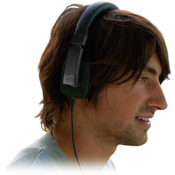 BlueAnt Embrace Stereo Headphones Specially Designed for use iPod, iPhone, iPad BlueAnt Embrace Stereo Headphones Specially Designed for use iPod, iPhone, iPad