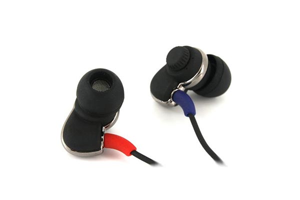 SoundMagic PL30 In-Ear Sound Isolating Earphones 