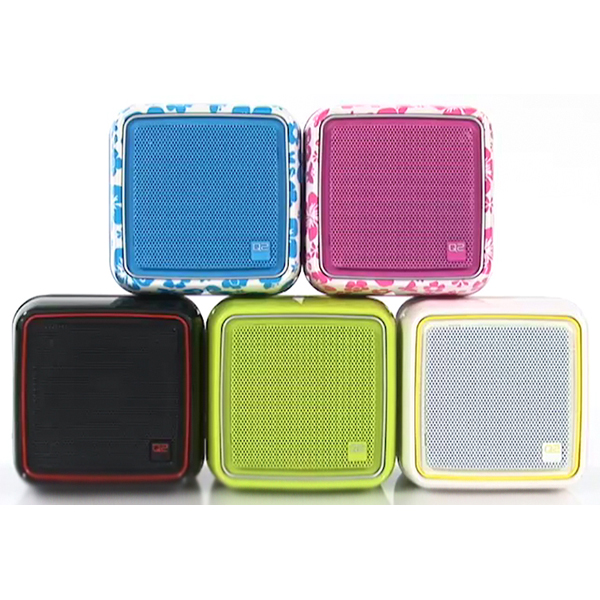 Q2 Cube Wireless Internet Radio with Tilt and