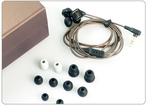 Vsonic R04 Pro Audiophile Earphones Vsonic R04 Pro Audiophile Earphones