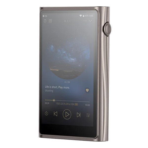 Shanling M7 music player, front with screen