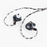 Shanling AE10 in-ear monitors, single earpiece with cable