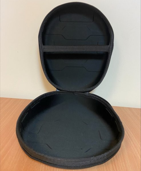 HiFiMAN headphone carry case, open