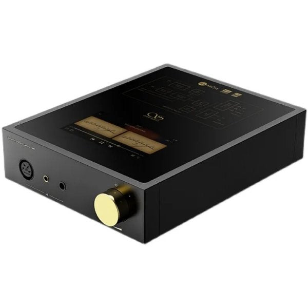 Shanling EM5 desktop streamer, DAC and amp, black, angled