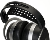 HiFiMAN Audivina LE closed-back headphones, headband close-up