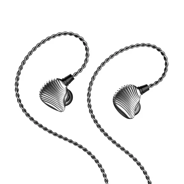 Shanling ME600 hybrid in-ear monitors, pair with cable