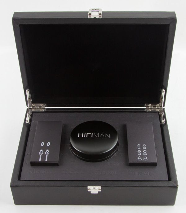 HiFiMAN Svanar in-ear monitors, presentation box
