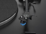 Audio-Technica AT-LP3XBT Bluetooth turntable, black, cartridge close-up