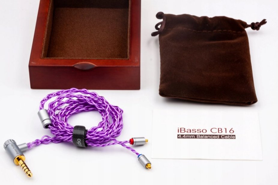 専門ショップ iBasso Audio アイバッソ CB16 アップグレード MMCX リケーブル 4.4mmバランス 紫色 パープル フレキシブル 
