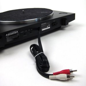 Audio Technica LP3 Advanced Fully Automatic Belt-Drive Stereo Turntable 2