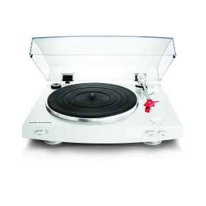 Audio Technica LP3 Advanced Fully Automatic Belt-Drive Stereo Turntable 3