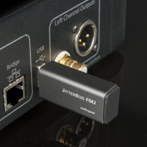 AudioQuest Jitterbug (Full Metal Jacket Edition) USB Data & Power Noise Filter 2