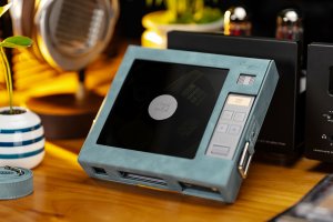Cayin CP6 Triple Timbre Portable CD Player