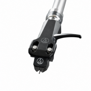 Audio Technica AT-VM95E Elliptical stereo cartridge on AT-HS6 Headshell - BLACK